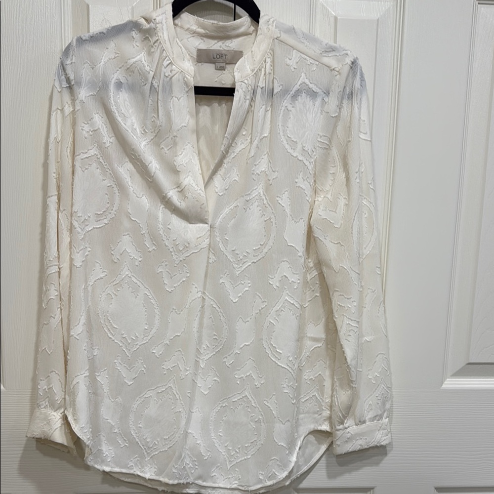 LOFT White Long Sleeve Fitted Blouse